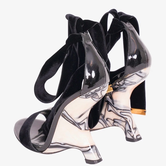 Tom Ford Black and Cream Sculptural Heels - Picture 5 of 6